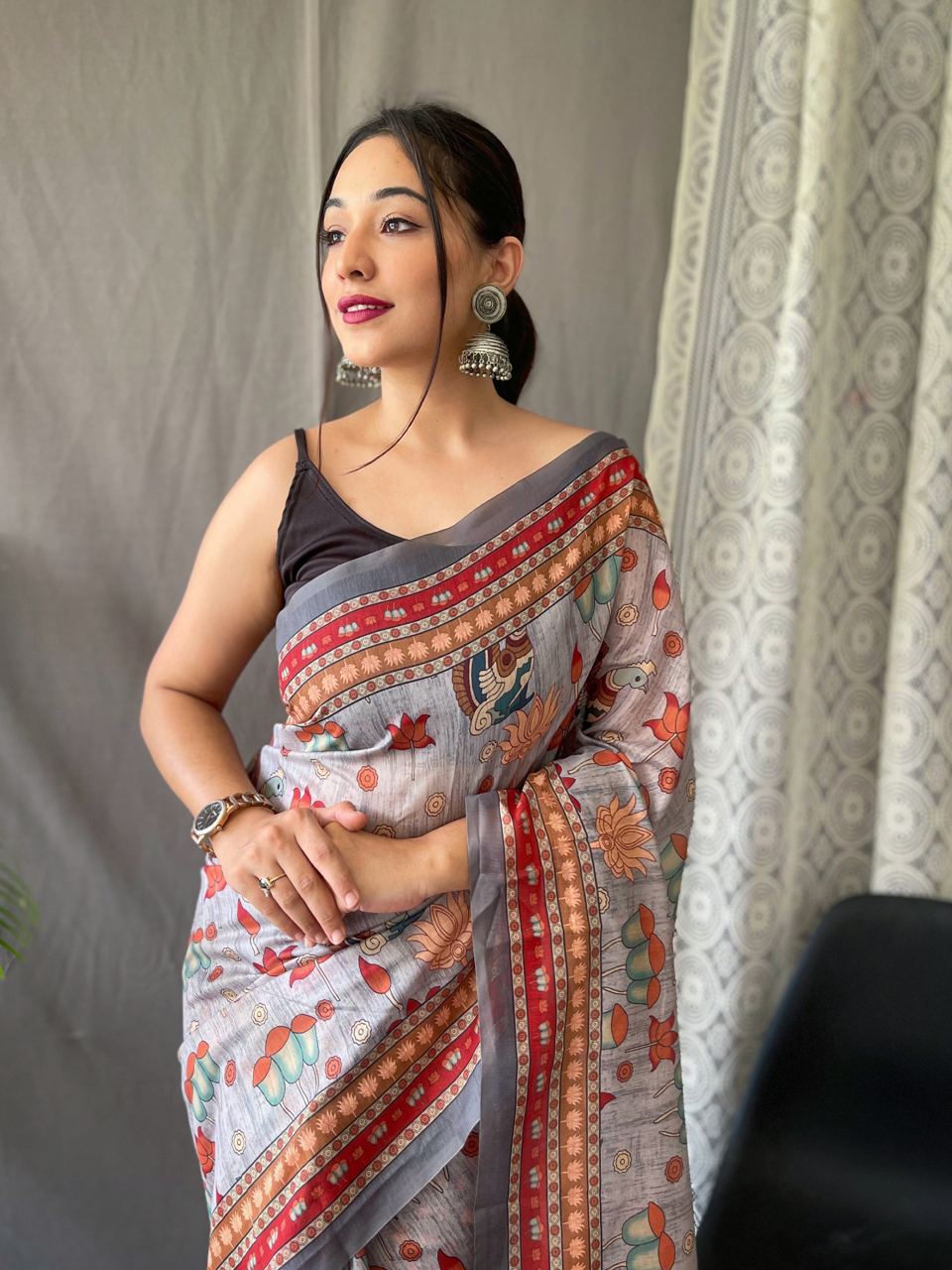 Women's Artistic Terracotta Orange Linen Saree with Kalamkari Inspired Print & Tassel Detailing β Perfect for Casual Festivities & Cultural Events - Image 10